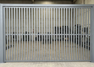 FX18 – Portão Basculante Automático