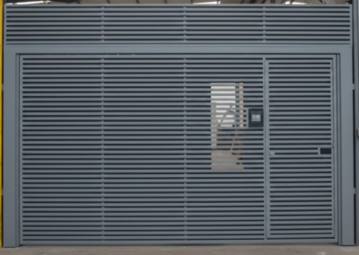 FX24 – Portão Basculante Automático