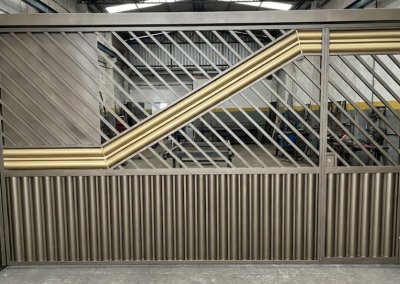 FX31 – Portão Basculante Automático