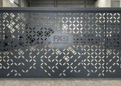 FX148 – Portão Basculante Automático